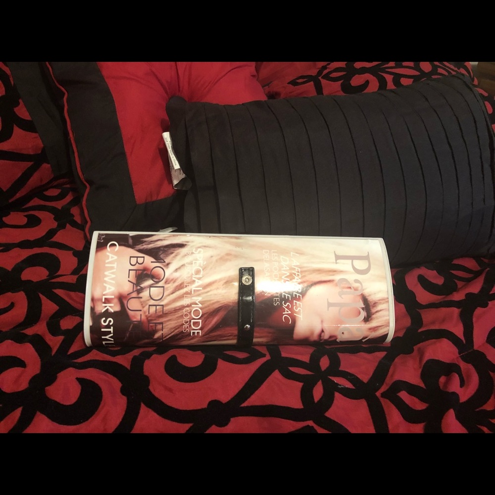 Paparazzi Clutch Purse ✨✨
